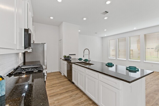 Building Photo - 4131 Balboa Dr