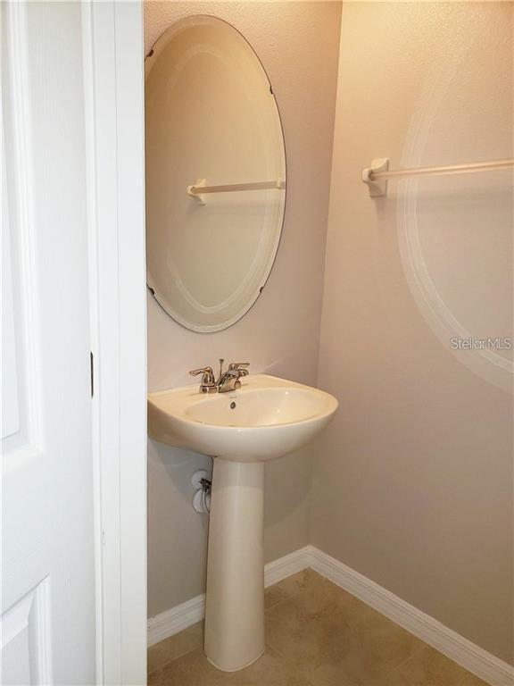 Building Photo - 15915 Marina Bay Dr