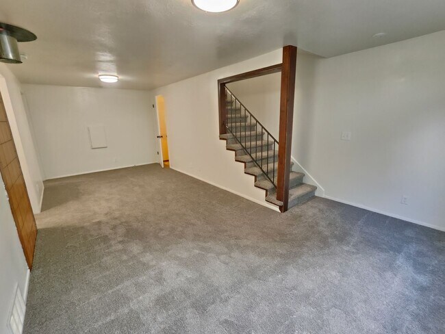 Building Photo - 51-53 W 1100 S