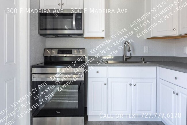 Building Photo - 300 E Madeira Ave