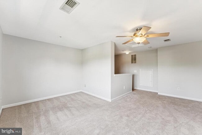 Building Photo - 2928 Huntington Grove Square