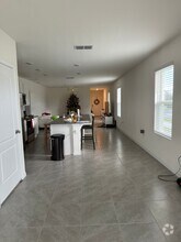 Building Photo - 4618 Raintree Ridge Rd