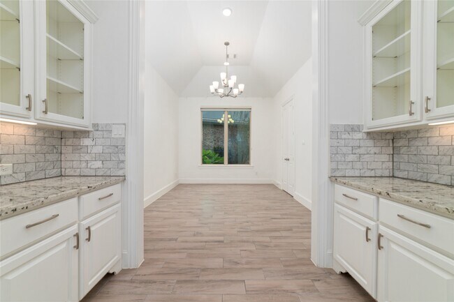 Building Photo - 11635 Glendale Rise Ln