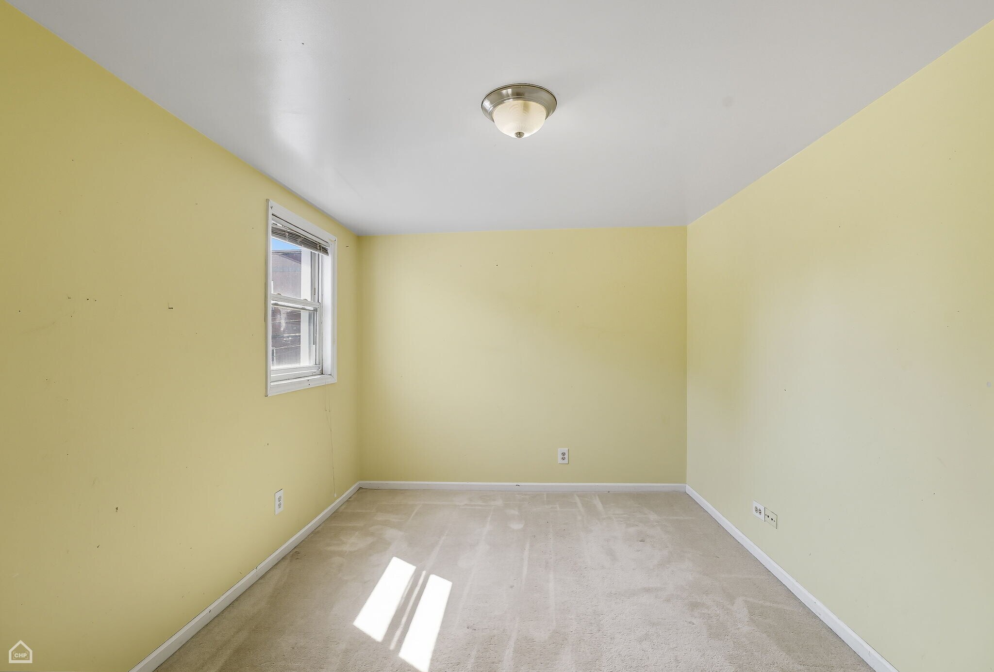 Building Photo - 3709 W Potomac Ave