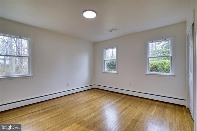 Building Photo - 1674 High Point Ln