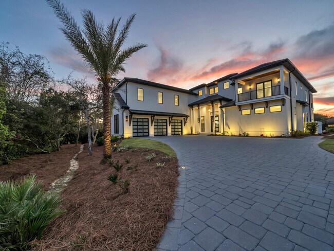 Building Photo - 330 Kelly Plantation Dr