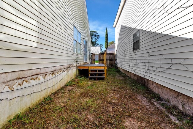 Building Photo - 3 bedroom in Ft Walton!!