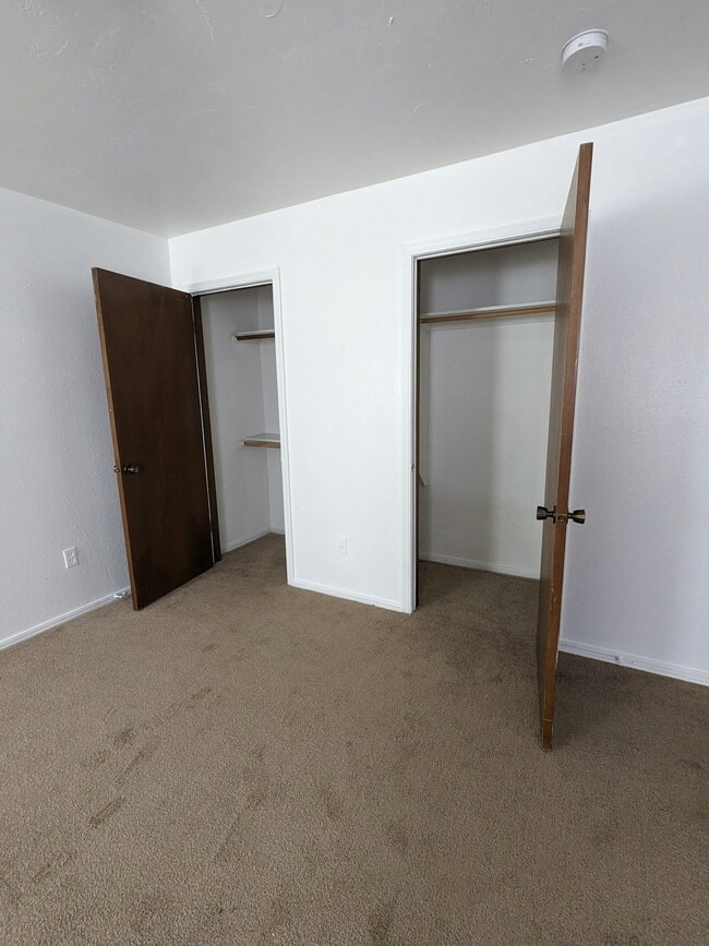 Building Photo - 304 Vicksburg Cir