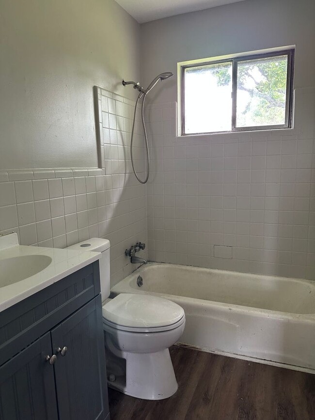 Building Photo - Brighton