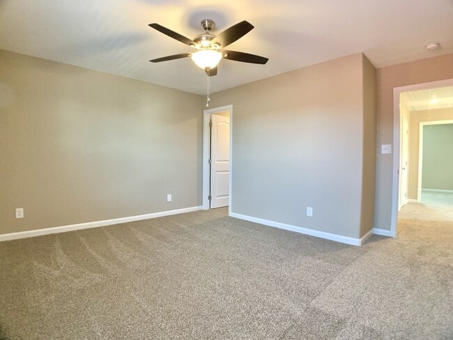 Building Photo - 425 Ayden Ln