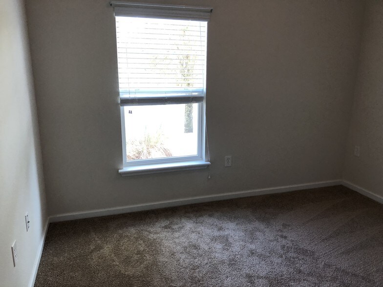 Building Photo - 4917 Key Lime Dr