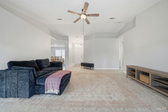 Building Photo - 519 Batten Blvd