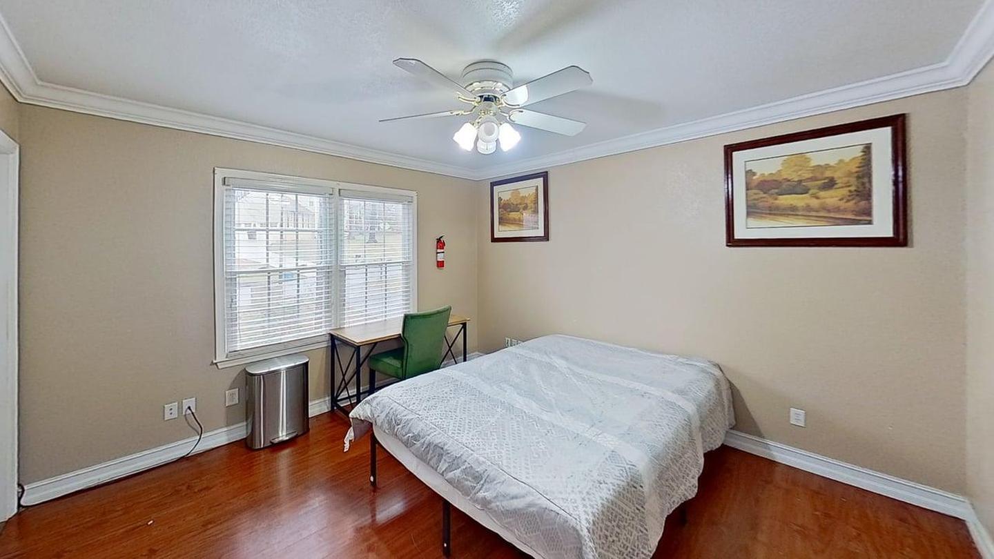 Building Photo - 728 Saybrook Cir NW