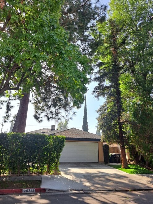 Building Photo - 20222 Valerio St