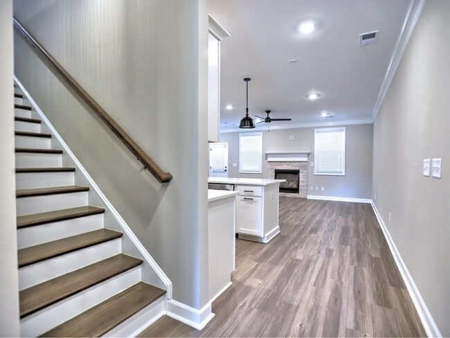 Building Photo - 3355 Verdi Ln