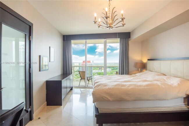 Building Photo - 1850 S Ocean Dr