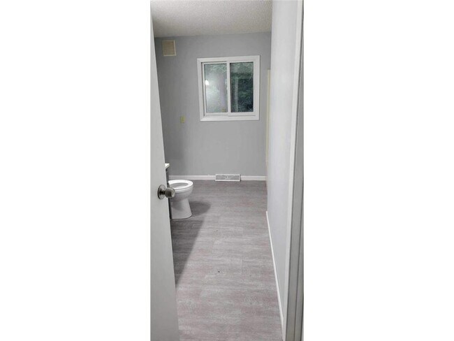 Building Photo - 4304 W 28th St