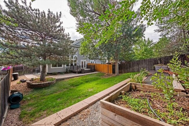 Building Photo - Beautiful 4-Bedroom Home in Lakewood with Finished Basement & Private Backyard