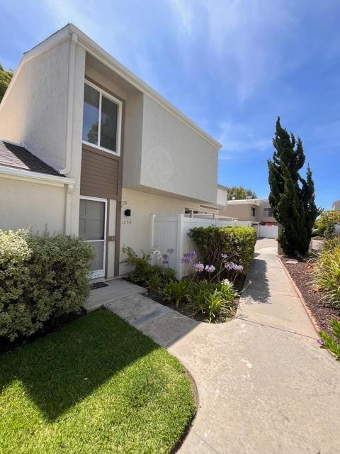Building Photo - 1258 Evergreen Dr