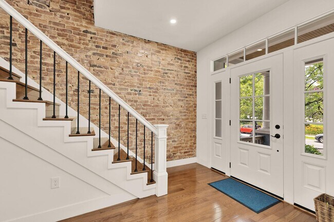 Building Photo - 4012 7th St NW