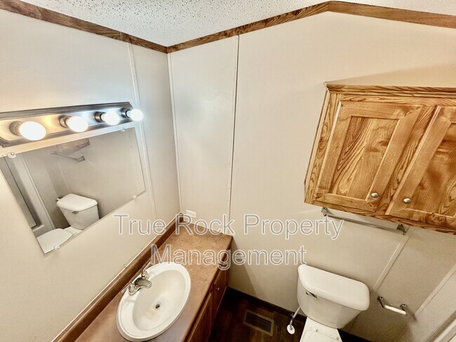 Building Photo - 16135 County Rd 1526 Ct