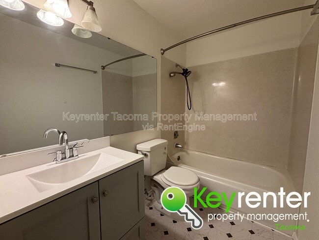 Building Photo - 1412 S I St