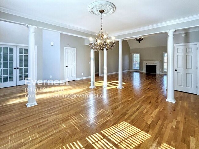 Building Photo - 4-Bedroom, 3.5-Bathroom Home in a Peaceful...
