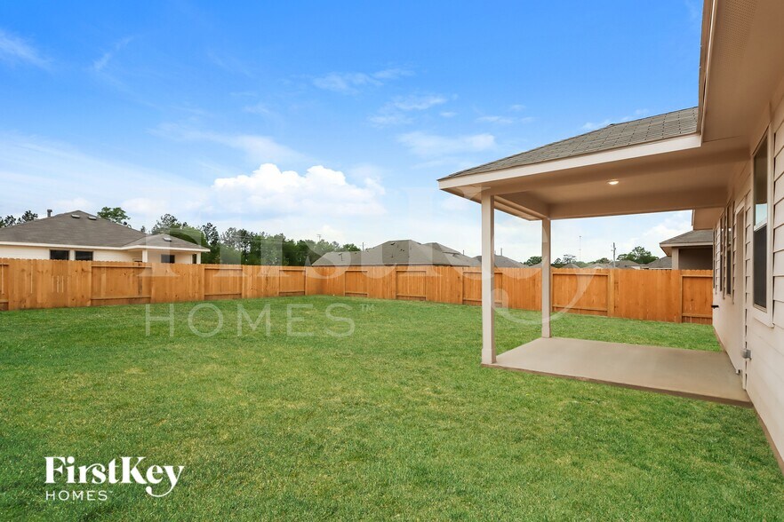 Building Photo - 26020 Babe Ruth Dr