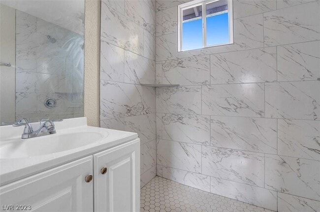 Building Photo - 1815 Stanford St