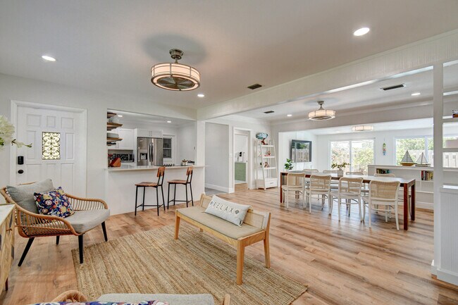 Building Photo - 309 Rilyn Dr