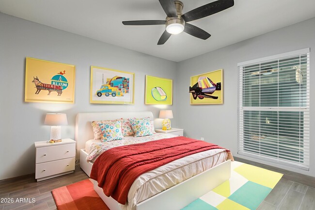 Building Photo - 11040 N 28th Dr