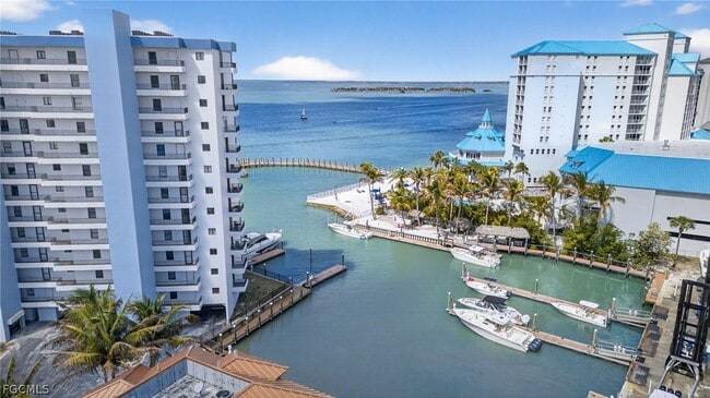 Building Photo - 15021 Punta Rassa Rd