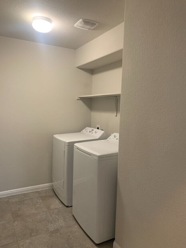 Building Photo - 3-Bedroom/2-Bath Home in Leander ISD