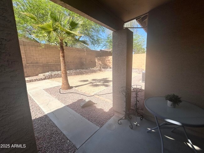 Building Photo - 1722 W Amberwood Dr
