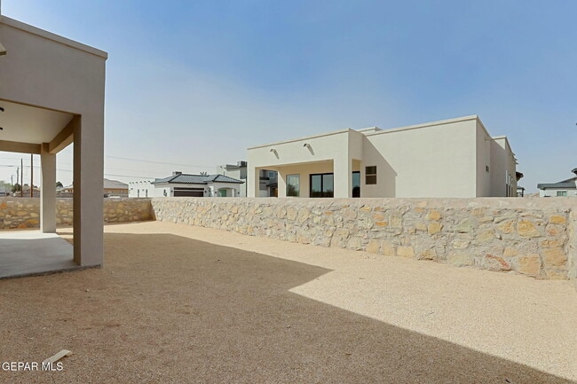 Building Photo - 961 Ada Ln