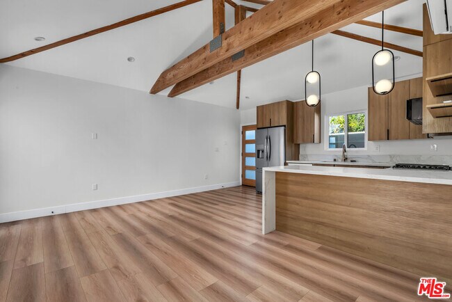 Building Photo - 2766 N Frederic St
