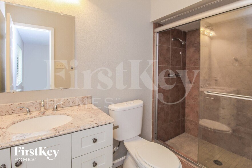 Building Photo - 1405 Steinburg Ln