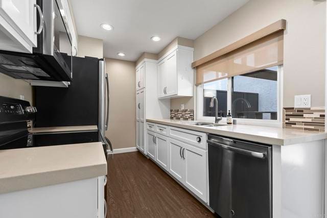 Building Photo - 8746 Villa La Jolla Dr