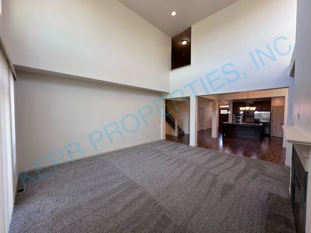 Building Photo - Spacious 5-Bedroom Retreat with 3407 Sq Ft...