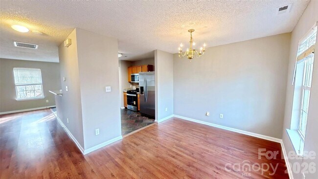 Building Photo - 15413 De Havilland Dr