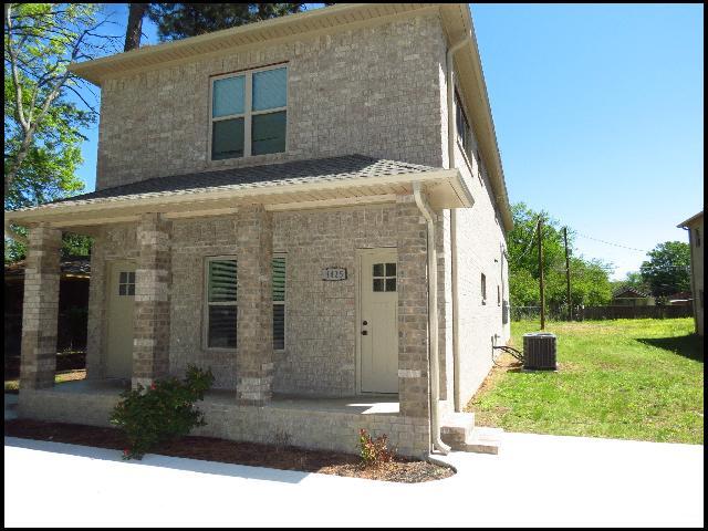 Building Photo - 1425 S Bailey St