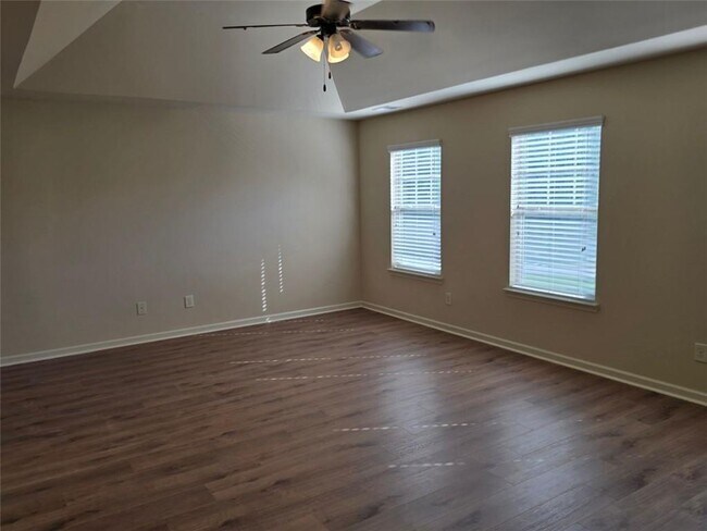 Building Photo - 3367 Greyhawk Crossing