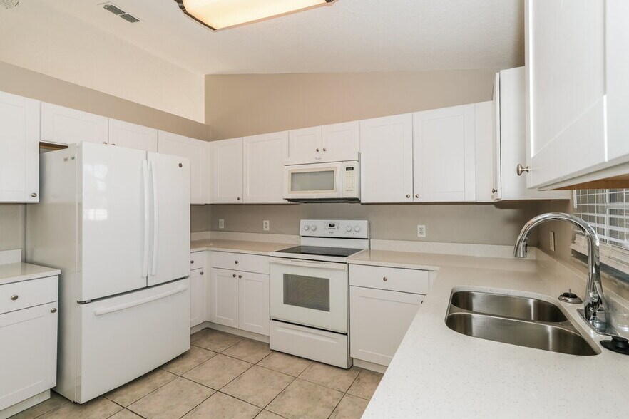 Building Photo - 3061 Jordan Heights Ct