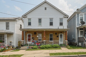 Building Photo - 29 S F St