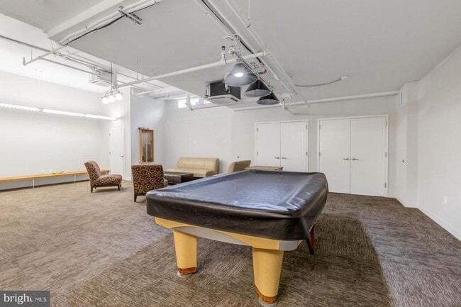 Building Photo - 1900 Hamilton St