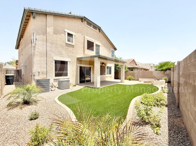 Building Photo - 16111 W Winslow Dr