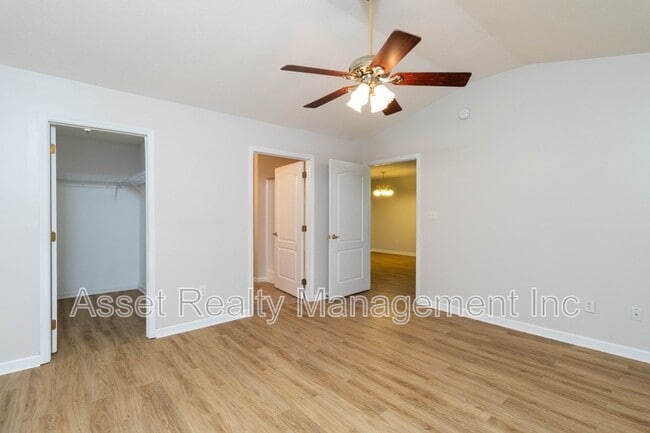 Building Photo - 3211 Misty Hill Way