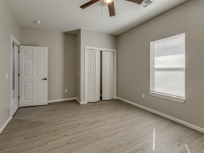 Building Photo - 1136 NW 99th St