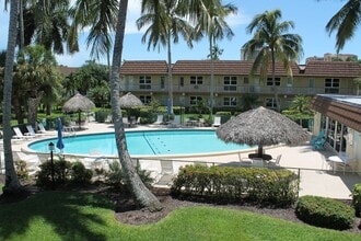 Building Photo - Trendy One Bedroom in Central Island Location - Available April 1-2026