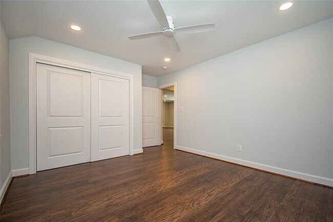 Building Photo - 6810 Northampton Way
